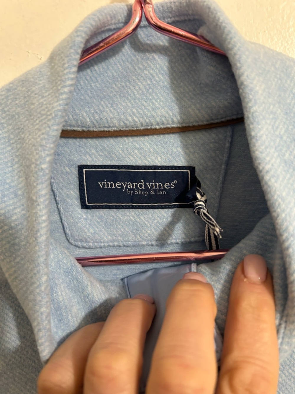 NWT Men’s Vineyard Vines Jake Blue Calm Water Quarter Zip Pullover, Large - Picture 2 of 7